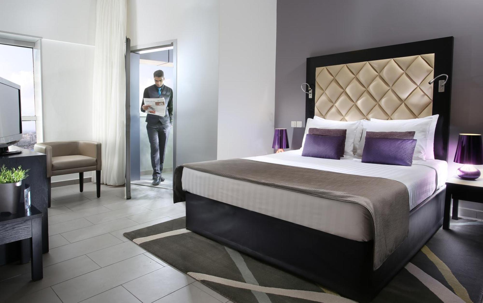 Citadines Metro Central Dubai Exteriör bild
